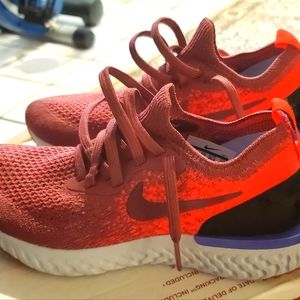 They do not fit me. I'm a size 7 in women's. Fits kids size 5